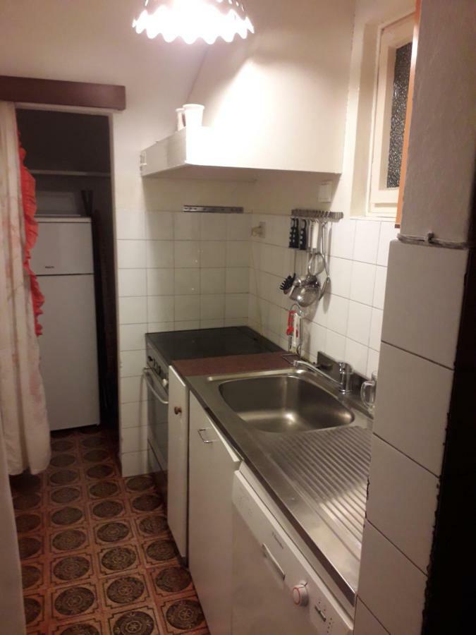 Apartments Edi - Captain'S House Мощеницька Драга Екстер'єр фото