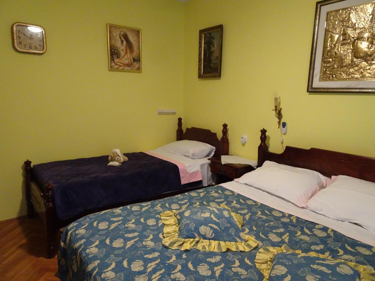 Apartments Edi - Captain'S House Мощеницька Драга Екстер'єр фото